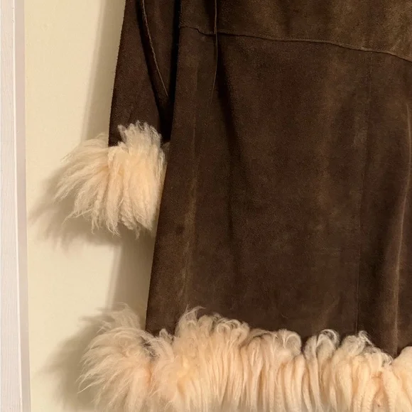 Vintage Brown Suede Penny Lane Afghan Coat With Cream Shearling Fur Trim - Picture 7 of 8